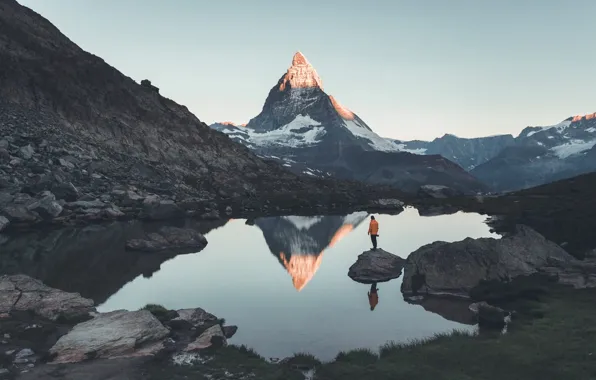 Картинка горы, озеро, скалы, человек, гора, Швейцария, вершина, Маттерхорн, Пеннинские Альпы