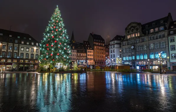 Картинка зима, ночь, праздник, Франция, елка, дома, площадь, Новый год, украшение, гирлянда, Страсбург