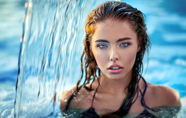 Картинка girl, wet, bra, Model, green eyes, long hair, photo, water, waterfall, water drops, lips, face, …