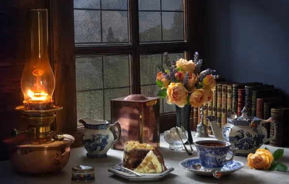 Картинка цветы, стиль, чай, книги, лампа, розы, букет, окно, натюрморт, тортик