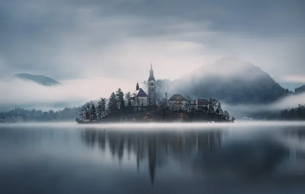 Картинка горы, туман, озеро, остров, Словения, Бледское озере