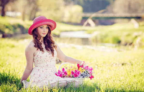 Картинка девушка, цветы, шляпа, платье, корзинка, боке