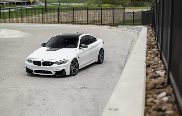 Картинка BMW, White, Grid, F82