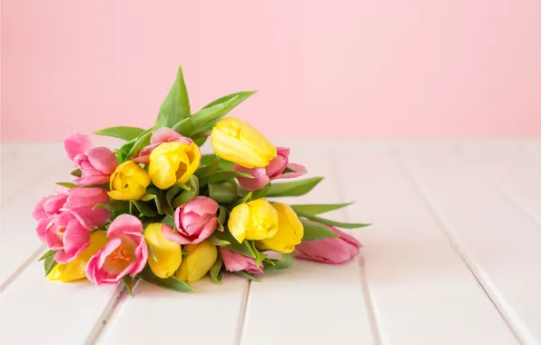 Картинка цветы, букет, весна, желтые, тюльпаны, розовые, fresh, yellow, pink, flowers, tulips, spring