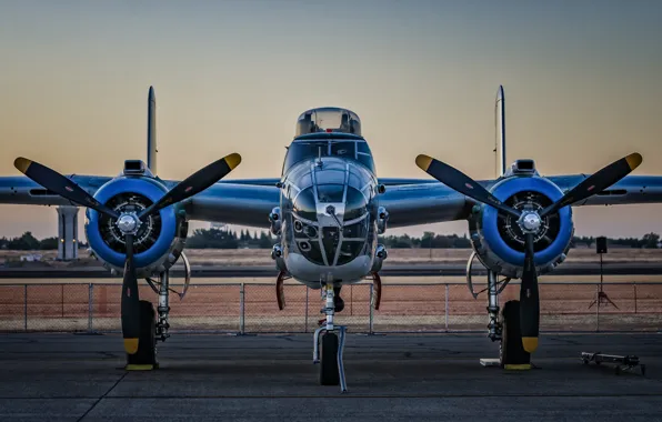 Картинка бомбардировщик, аэродром, B-25 Митчелл