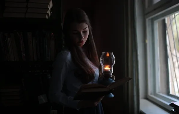Картинка девушка, лампа, окно, чтение