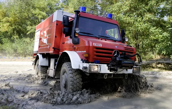 Картинка Mercedes-Benz, грязь, грузовик, Unimog, U5000