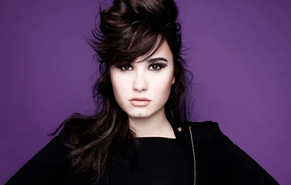 Картинка взгляд, лицо, актриса, брюнетка, певица, Деми Ловато, Demi Lovato, Demetria Devonne Lovato, Деметрия Девонн Ловато