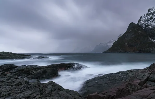Картинка море, горы, тучи, природа, туман, камни, скалы, дымка, фьорд, серый день