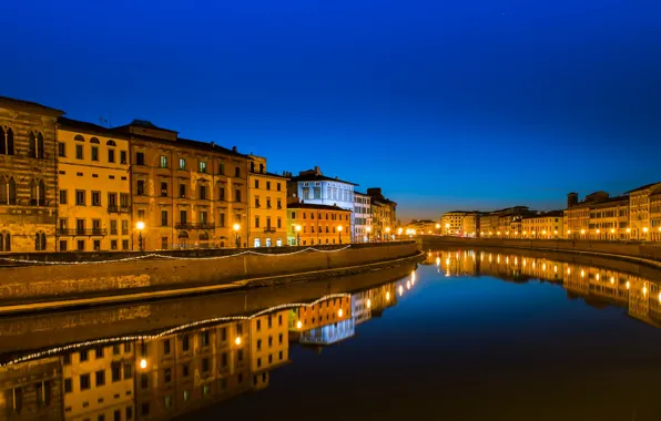 Картинка небо, вода, ночь, огни, отражение, река, дома, фонари, Италия, канал, Тоскана, Pisa