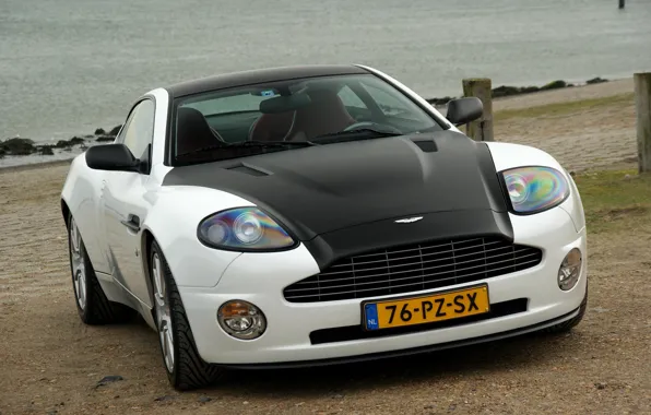 Картинка Aston Martin, White, Vanquish