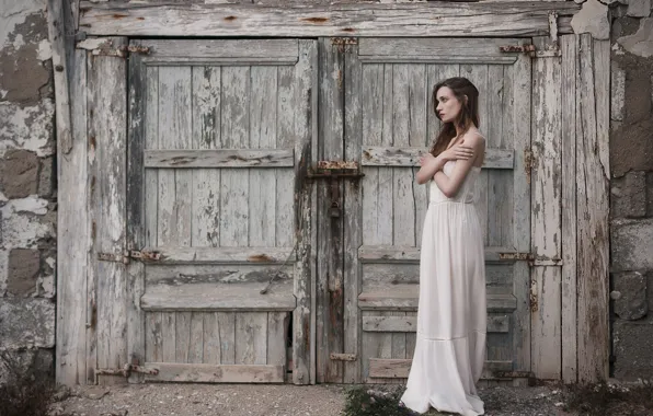 Картинка девушка, платье, дверь