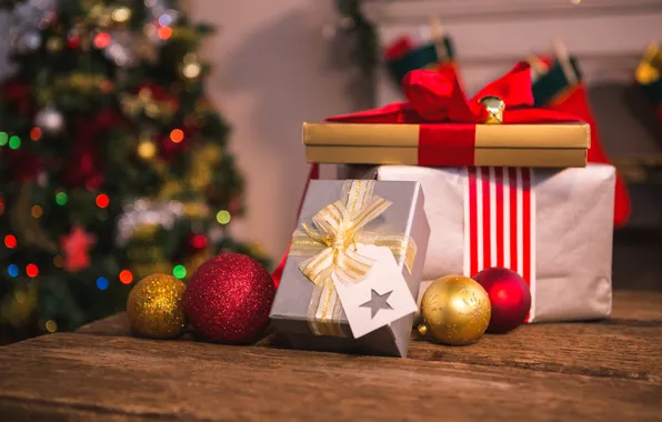 Картинка праздник, игрушки, Рождество, подарки, Новый год, ёлка, коробки, декор, новогодние шары