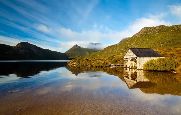 Картинка горы, озеро, отражение, спокойствие, Австралия, Tasmania, эллинг, Dove Lake, Cradle Mountain, boatshed