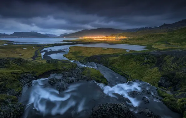 Картинка горы, огни, река, поток, вечер, Исландия
