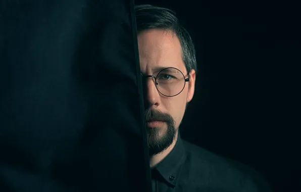 Картинка портрет, очки, борода, Степан Гладков
