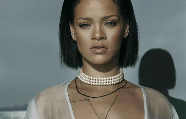 Картинка взгляд, певица, Rihanna