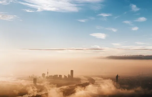 Картинка небо, город, туман