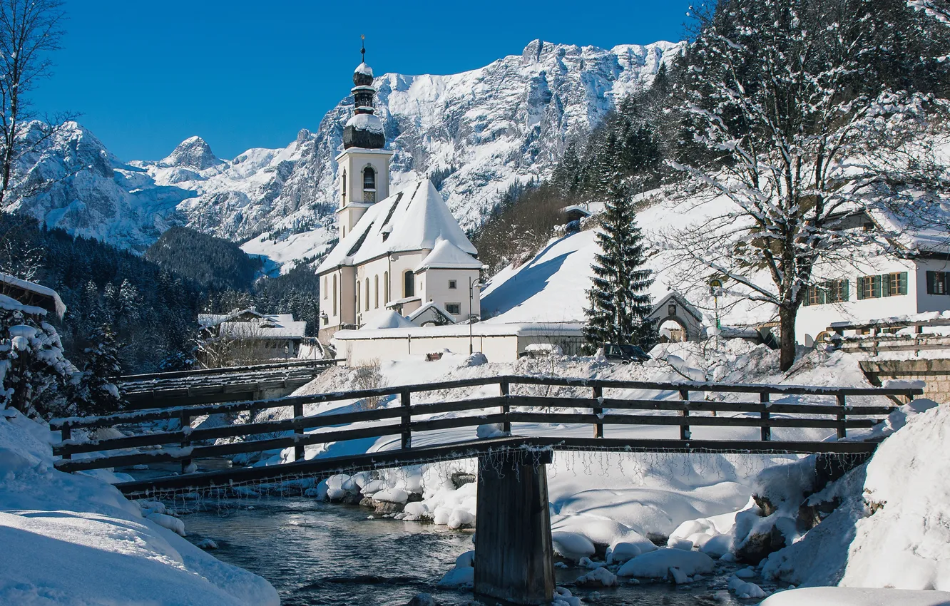 Фото обои зима, деревья, горы, мост, река, Германия, Бавария, церковь, Germany, Bavaria, Bavarian Alps, Баварские Альпы, Рамзау, …