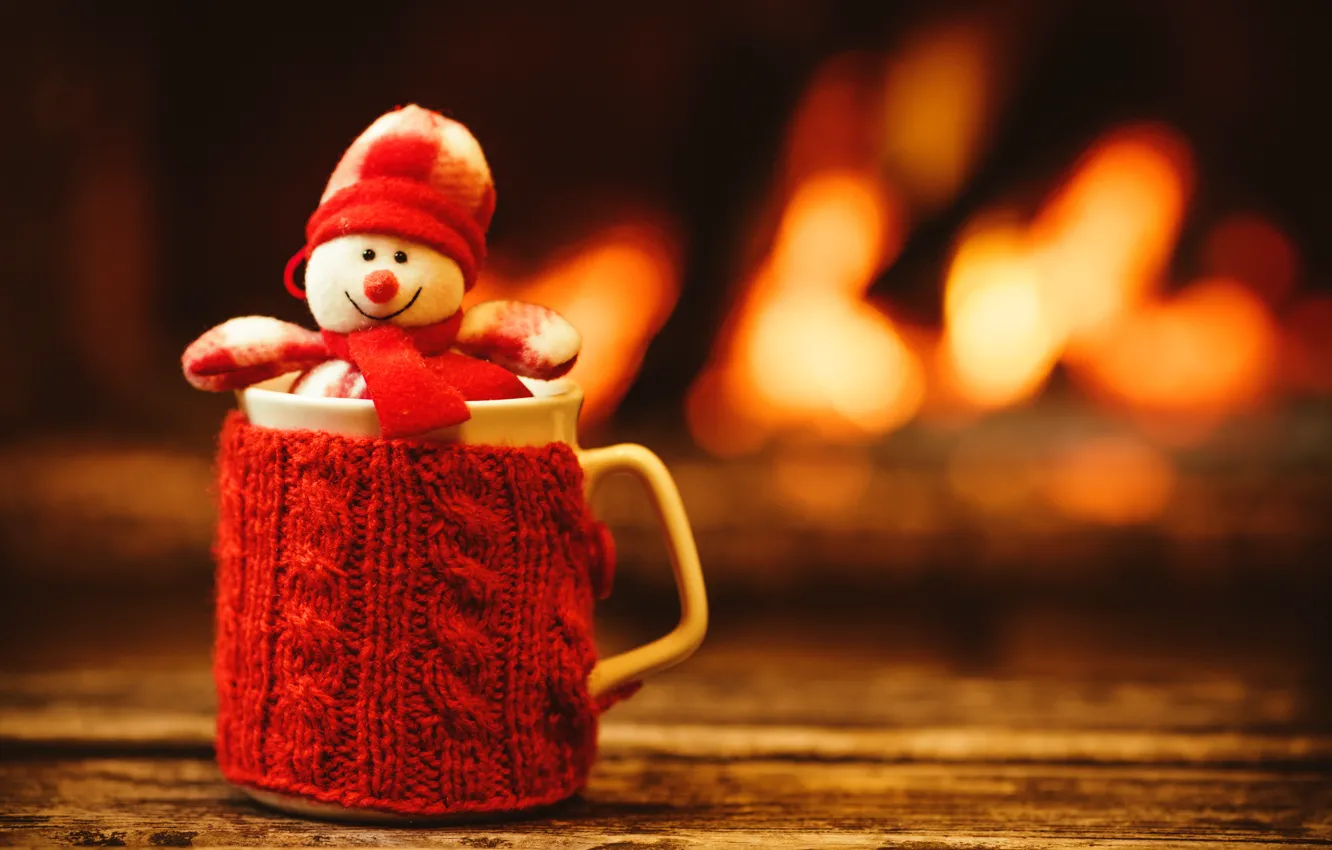 Фото обои Новый Год, Рождество, чашка, снеговик, камин, Christmas, cup, Merry Christmas, Xmas, какао, snowman, fireplace, holiday …