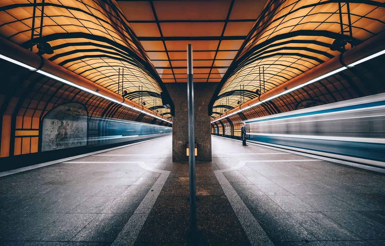 Фото обои Munich, Metro, Symmetry. 