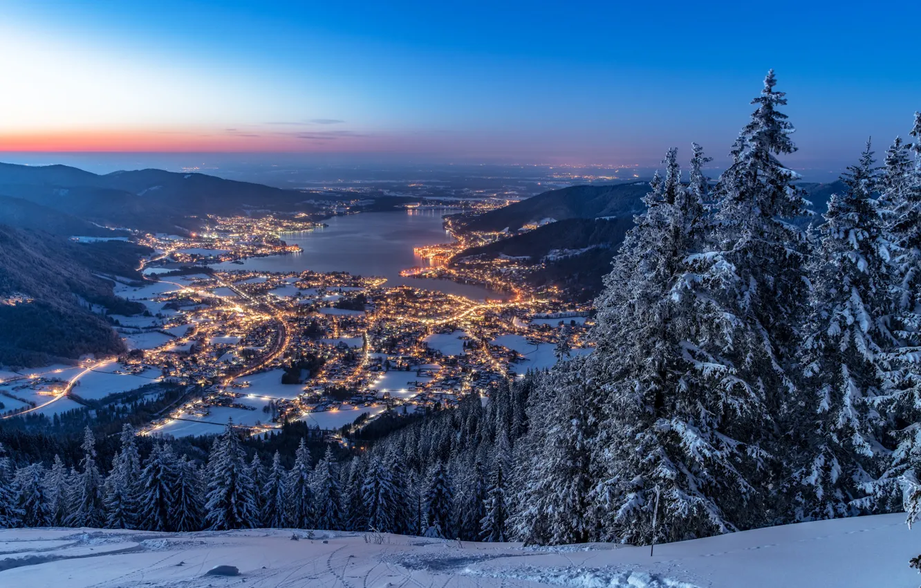 Фото обои зима, лес, снег, горы, озеро, Германия, ели, Бавария, панорама, ночной город, Germany, Bavaria, Bavarian Alps, …