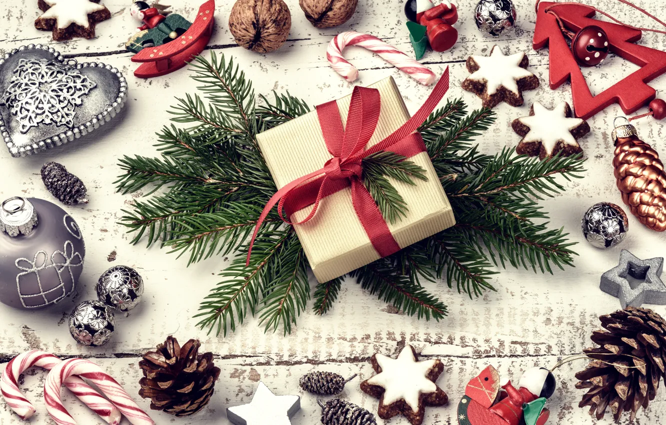 Фото обои украшения, елка, Новый Год, печенье, Рождество, подарки, орехи, happy, Christmas, шишки, New Year, Merry Christmas, …