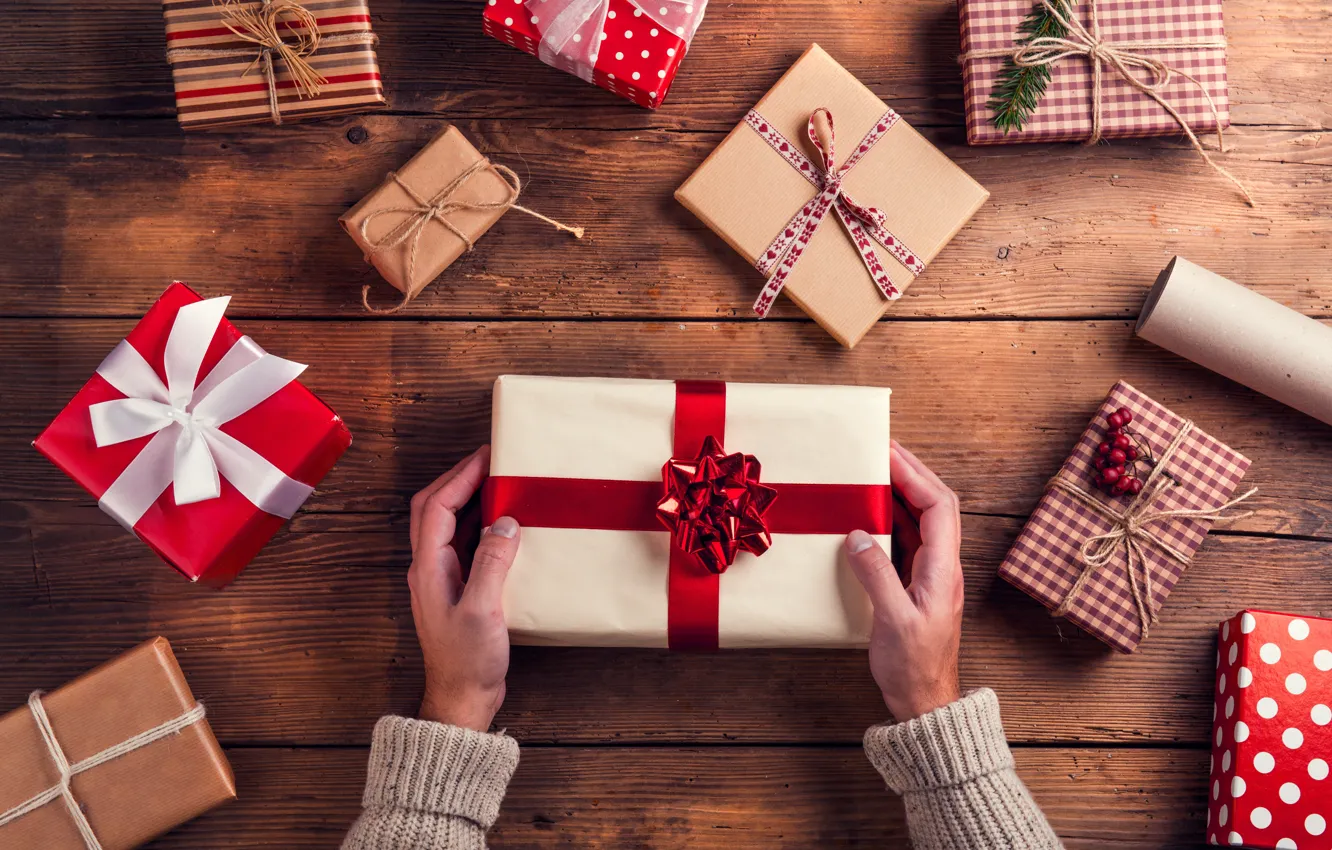 Фото обои Новый Год, Рождество, подарки, Christmas, wood, Merry Christmas, Xmas, decoration, gifts, holiday celebration
