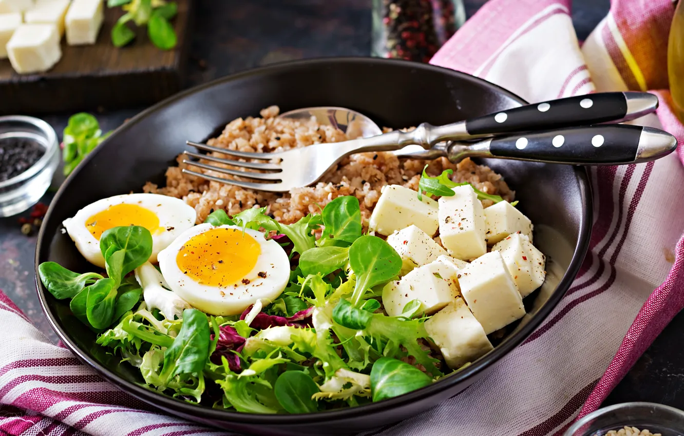 Фото обои яйцо, еда, овощи, каша, руккола, сыр Фета