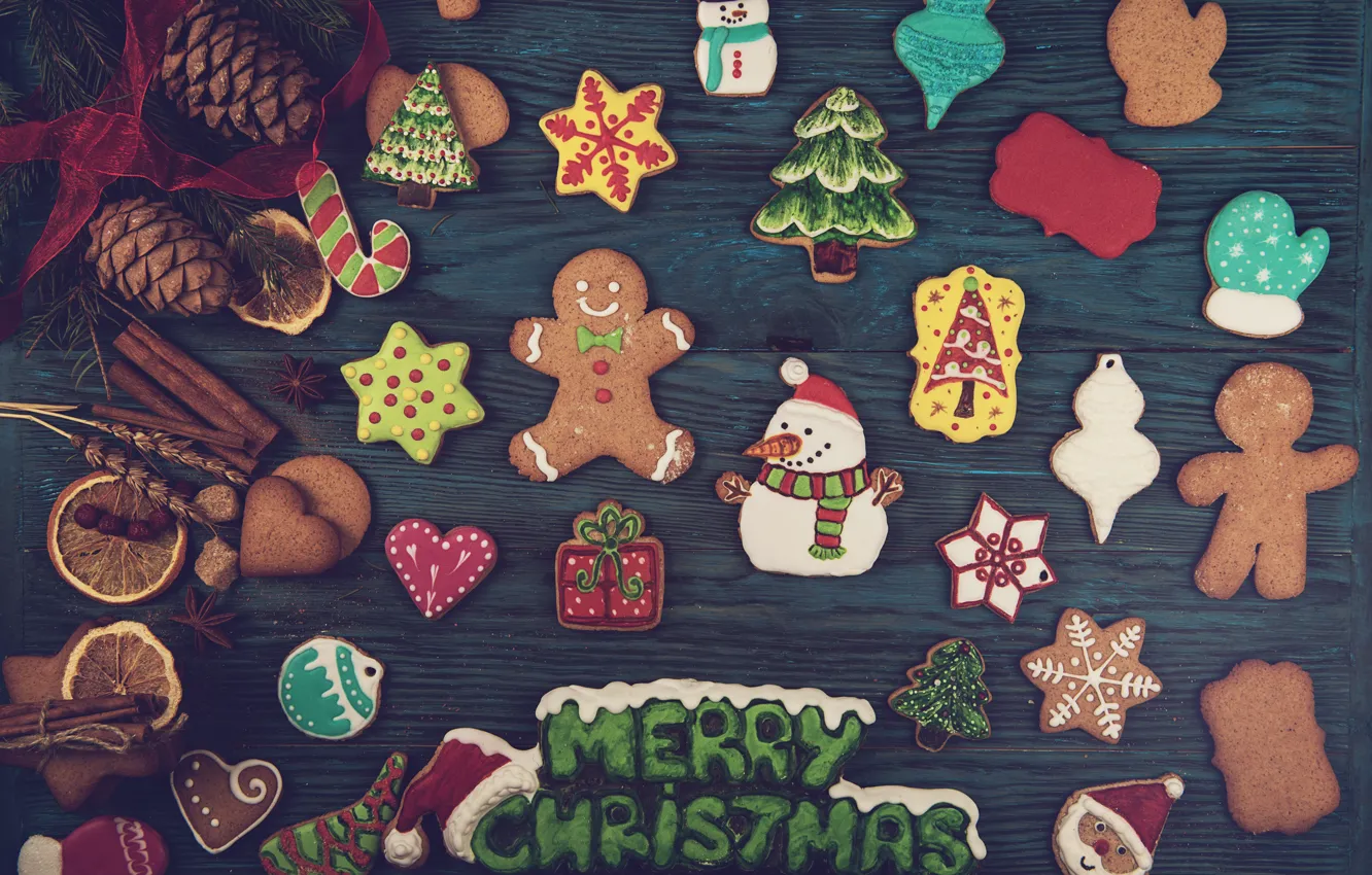 Фото обои Новый Год, печенье, Рождество, wood, Merry Christmas, cookies, decoration, пряники, gingerbread