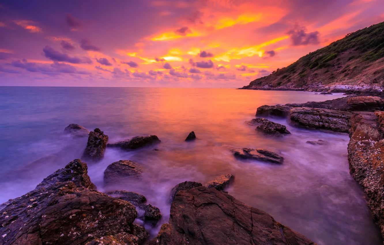 Фото обои море, волны, пляж, лето, небо, закат, камни, берег, summer, beach, sky, sea, sunset, pink, seascape, …