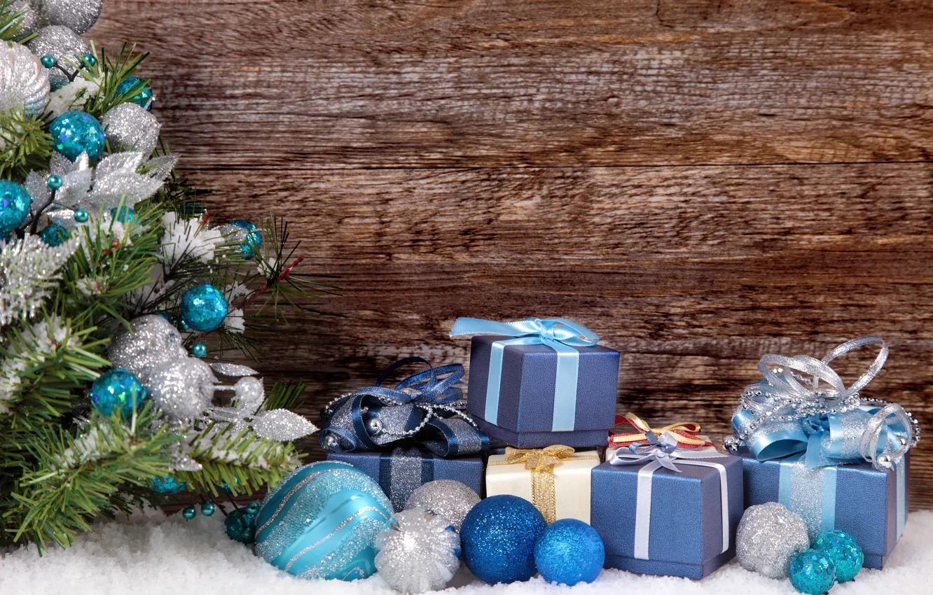Фото обои снег, шары, Новый Год, Рождество, wood, merry christmas, decoration, xmas, fir tree
