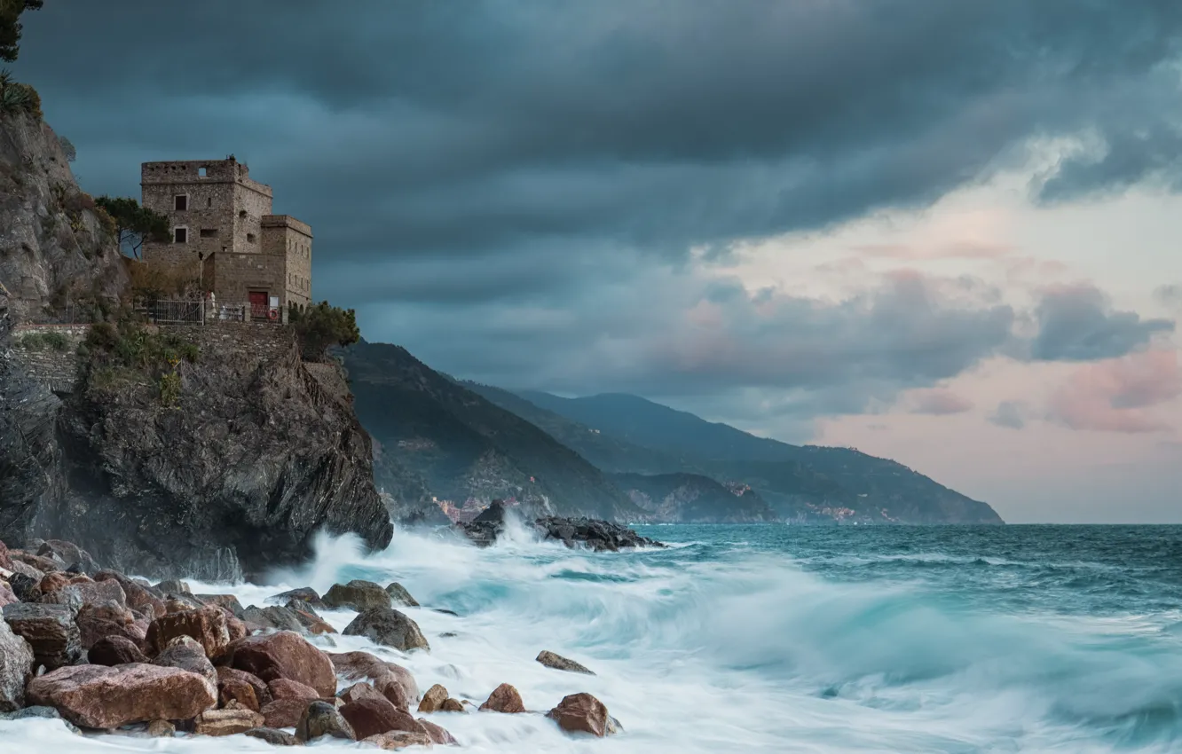 Фото обои море, скала, камни, побережье, башня, Италия, Italy, Монтероссо-аль-Маре, Monterosso al Mare, Cinque Terre, Чинкве-Терре, Лигурия, …