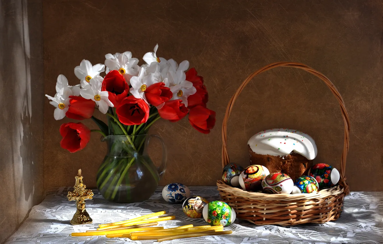 Фото обои цветы, праздник, букет, весна, пасха, тюльпаны, натюрморт, кулич, нарциссы, композиция