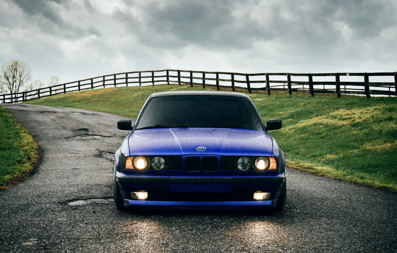 Фото обои BMW, Classic, Blue, Front, E34, 540i, Hella, Sight