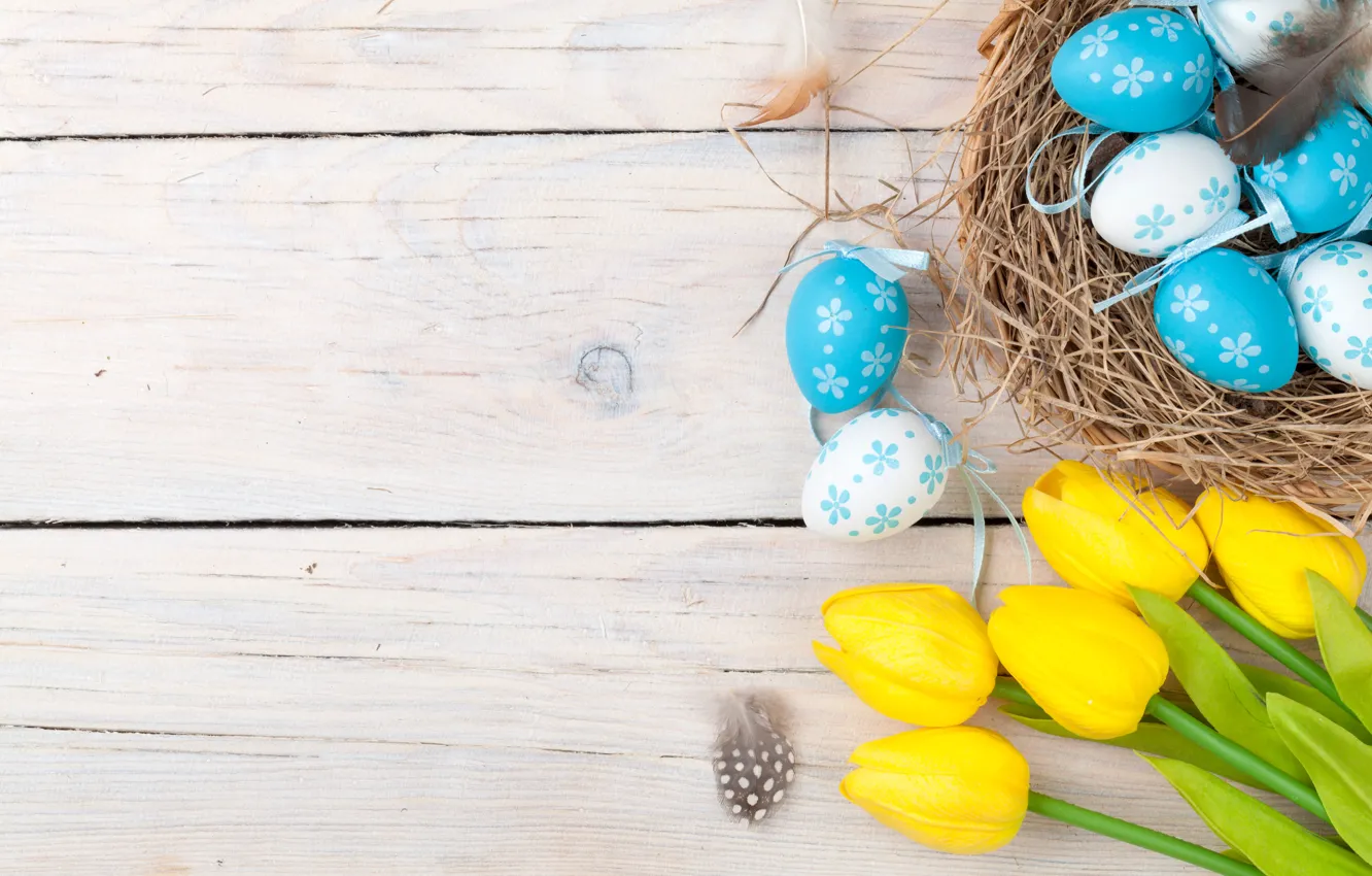 Фото обои Пасха, тюльпаны, yellow, wood, tulips, spring, Easter, eggs, decoration, Happy, tender