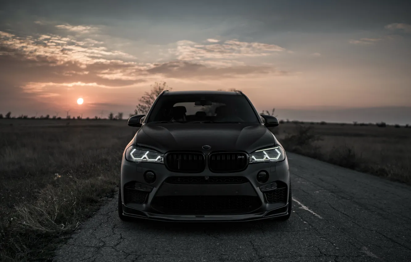 Фото обои закат, вид спереди, 2018, BMW X5, X5M, Z Performance